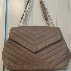 Caroline Hill Cross Body hand bag for women.  NWT
